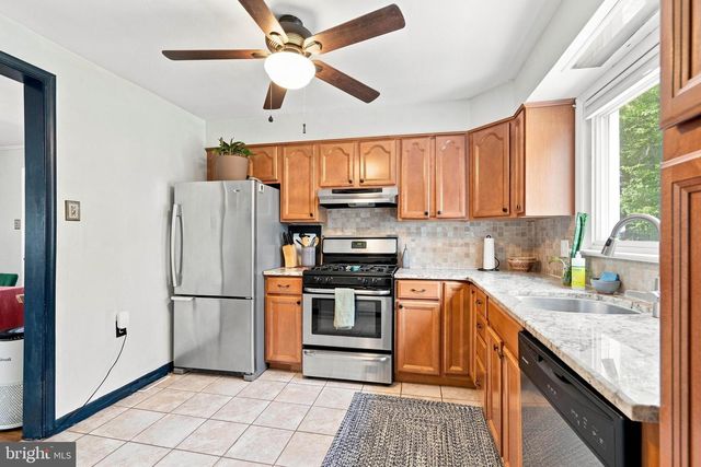 545 W KINGS HWY, Audubon, NJ 08106