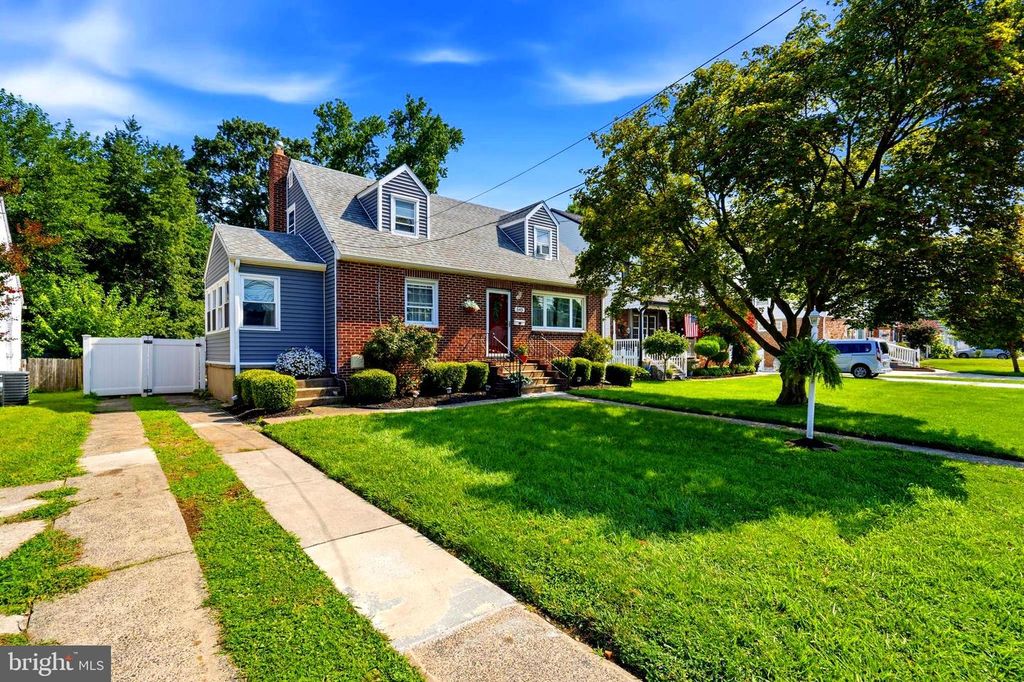 545 W KINGS HWY, Audubon, NJ 08106