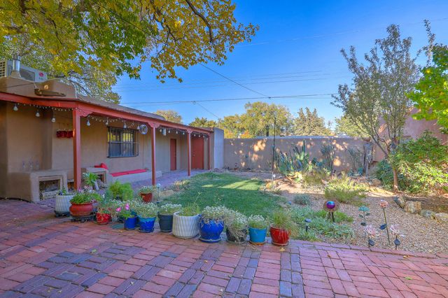 1716 Anderson Place SE, Albuquerque, NM 87108