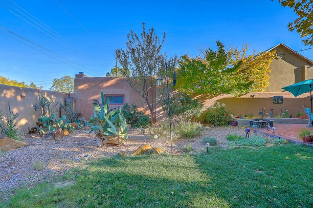 1716 Anderson Place SE, Albuquerque, NM 87108