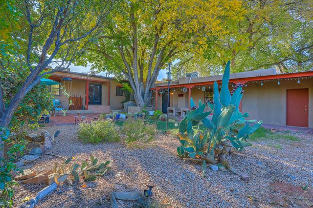 1716 Anderson Place SE, Albuquerque, NM 87108