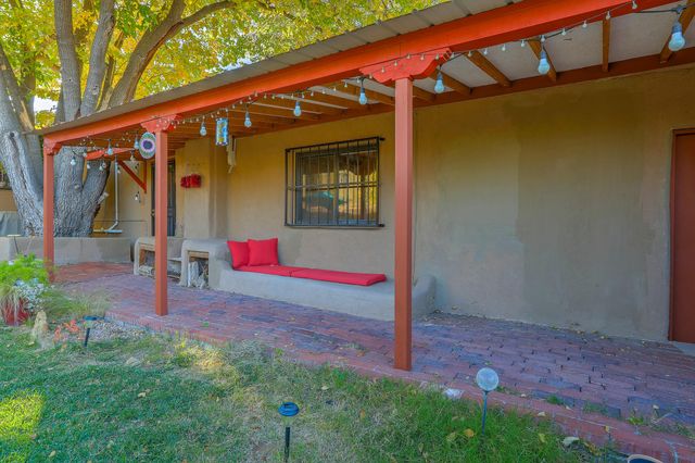 1716 Anderson Place SE, Albuquerque, NM 87108