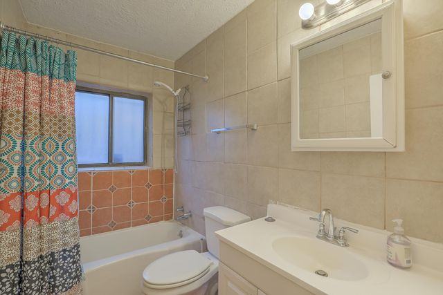 1716 Anderson Place SE, Albuquerque, NM 87108