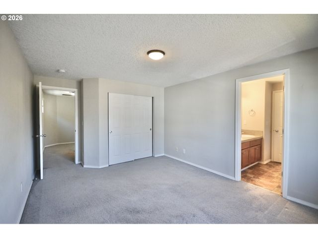 20583 Sw TESORO Ct, Beaverton, OR 97003