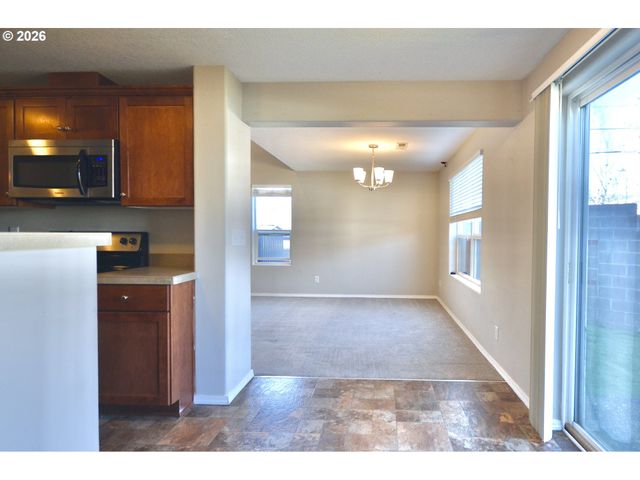 20583 Sw TESORO Ct, Beaverton, OR 97003