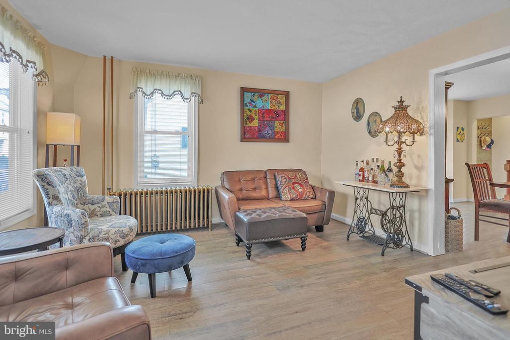 431 CENTER AVE, Jim Thorpe, PA 18229