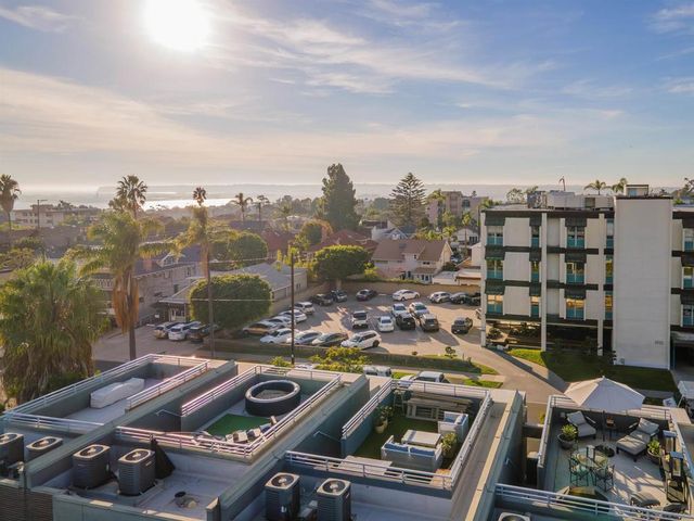 307 Upas St, San Diego, CA 92103