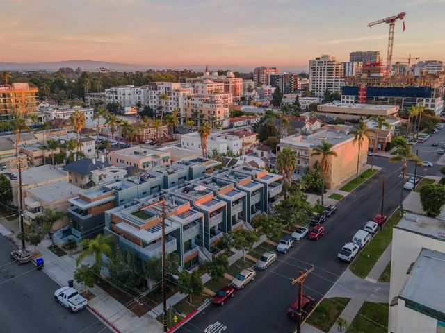 307 Upas St, San Diego, CA 92103