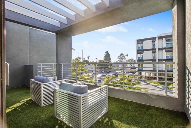 307 Upas St, San Diego, CA 92103