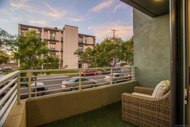 307 Upas St, San Diego, CA 92103