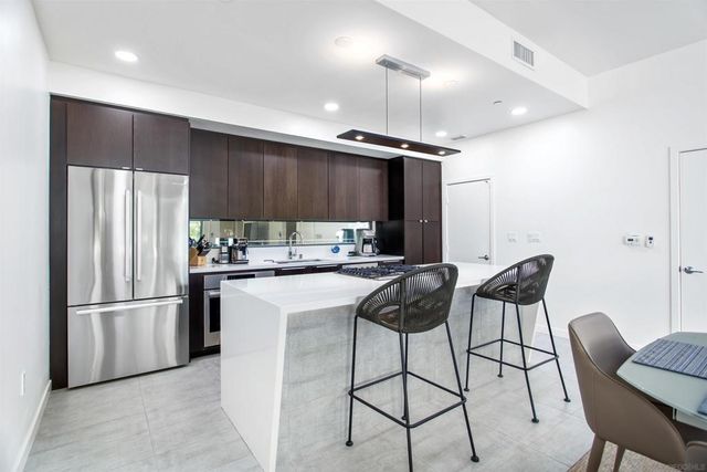 307 Upas St, San Diego, CA 92103