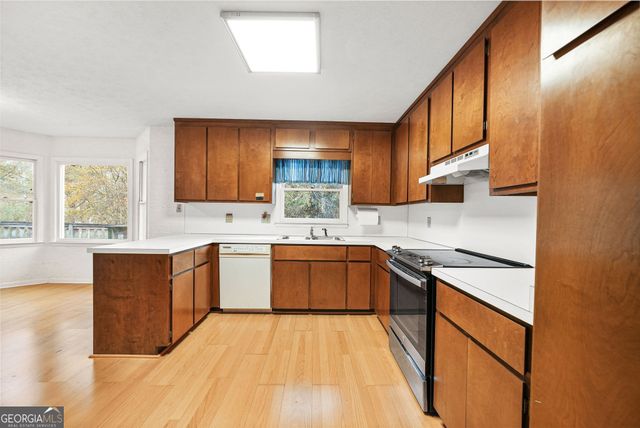 355 Heritage Lane, Alpharetta, GA 30009