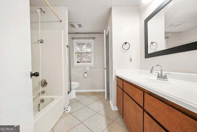 355 Heritage Lane, Alpharetta, GA 30009