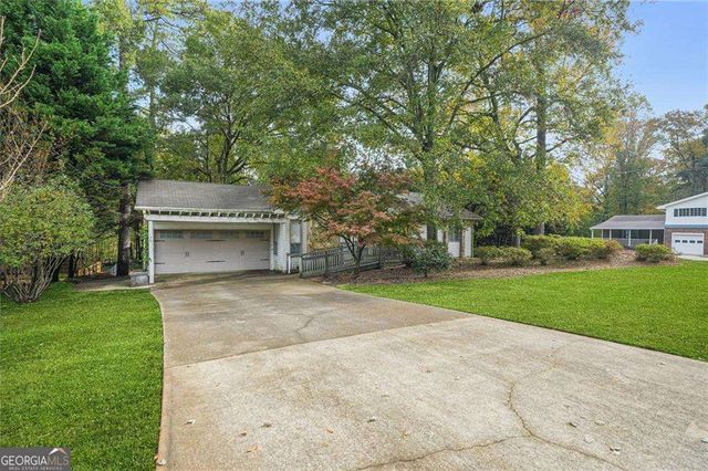 355 Heritage Lane, Alpharetta, GA 30009