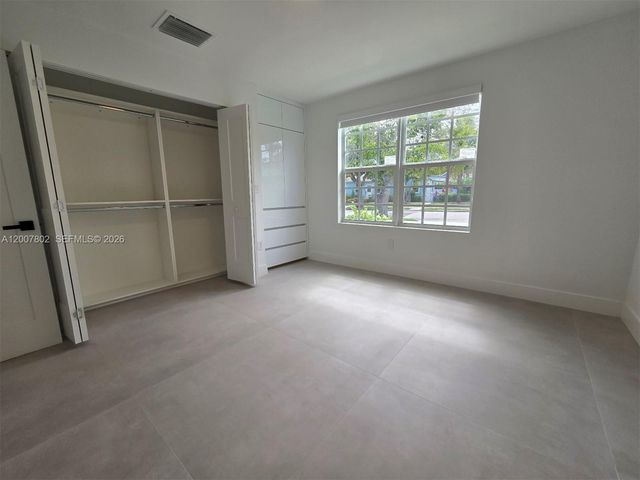 4008 Greenwood Ave, West Palm Beach, FL 33407