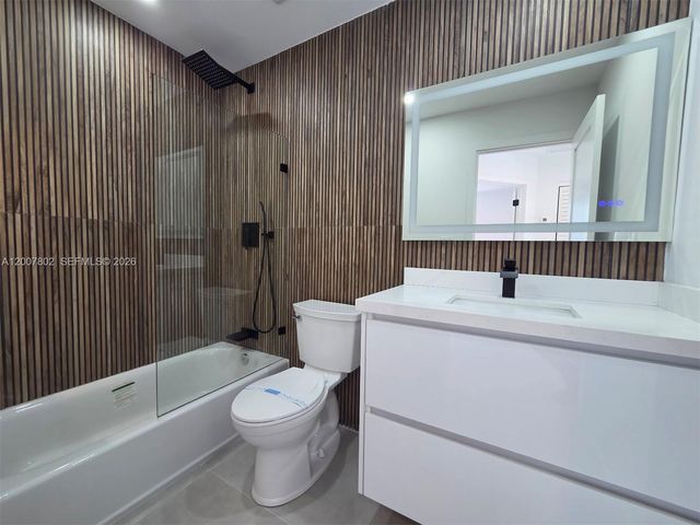 4008 Greenwood Ave, West Palm Beach, FL 33407