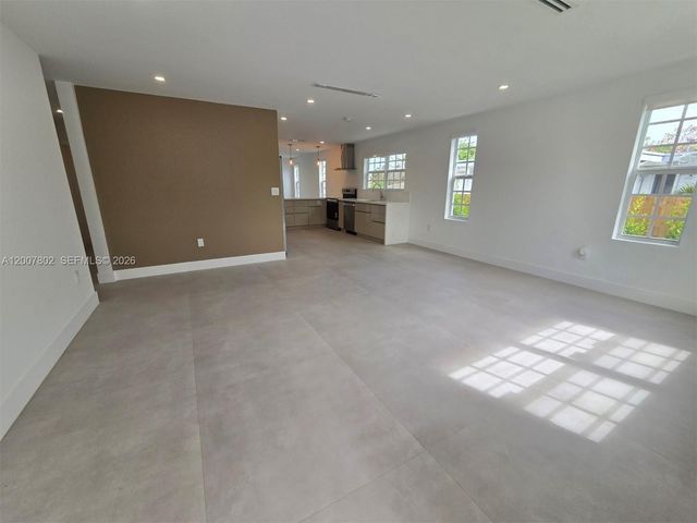 4008 Greenwood Ave, West Palm Beach, FL 33407