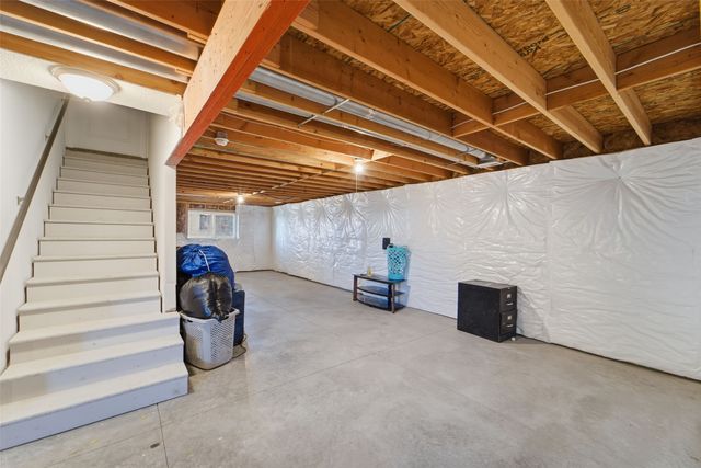 1311 E 25th Court, Des Moines, IA 50317