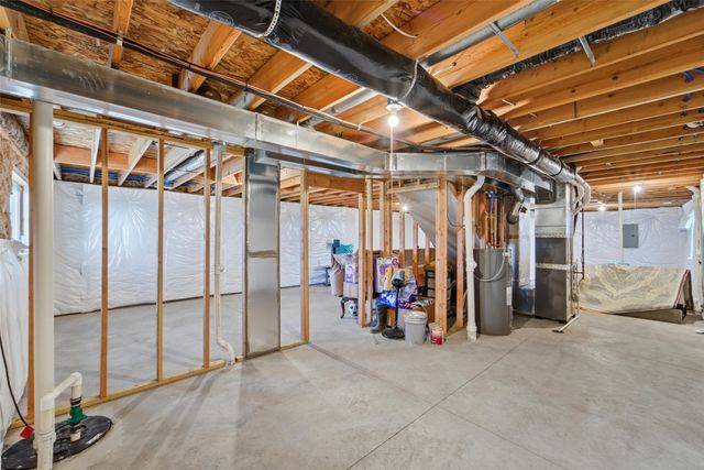 1311 E 25th Court, Des Moines, IA 50317