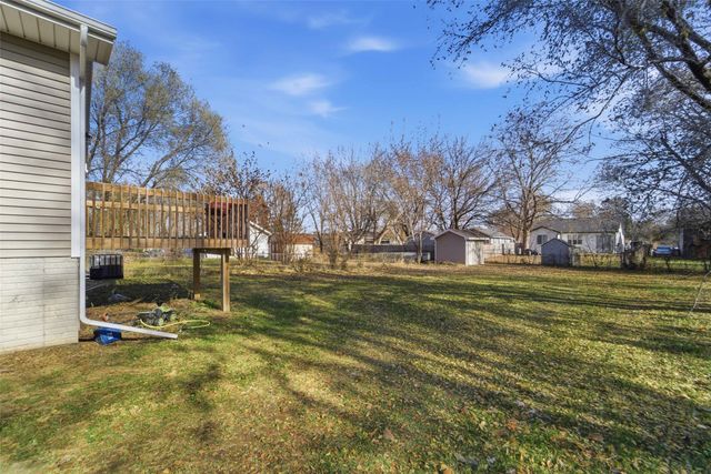 1311 E 25th Court, Des Moines, IA 50317