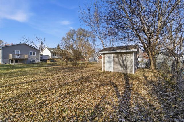 1311 E 25th Court, Des Moines, IA 50317