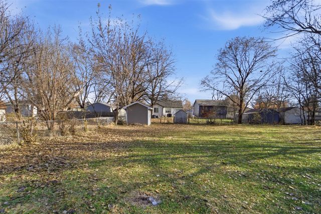 1311 E 25th Court, Des Moines, IA 50317