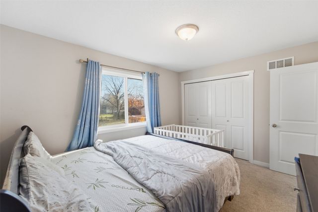 1311 E 25th Court, Des Moines, IA 50317