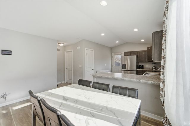 1311 E 25th Court, Des Moines, IA 50317