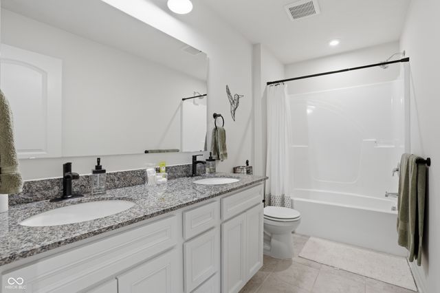 15398 Montfort Drive, Noblesville, IN 46062