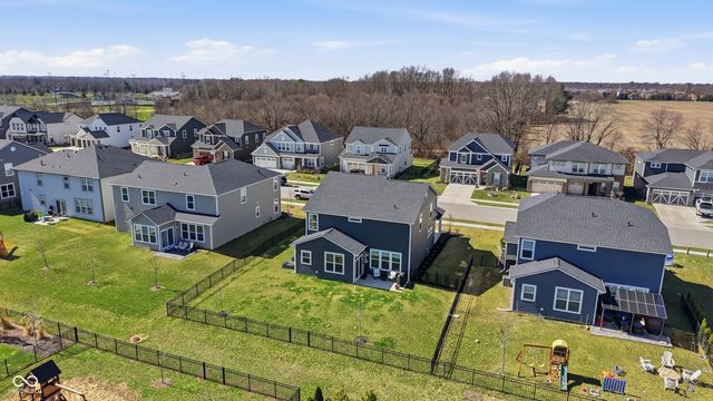 15398 Montfort Drive, Noblesville, IN 46062