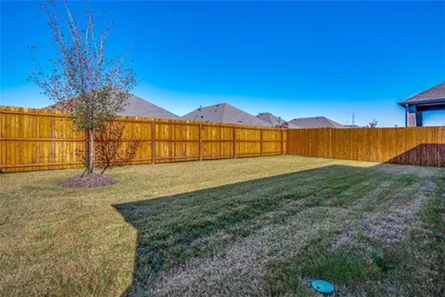 10423 Fountain Gate Street, Aubrey, TX 76227
