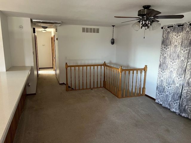 621 W 38th St N, Wichita, KS 67204