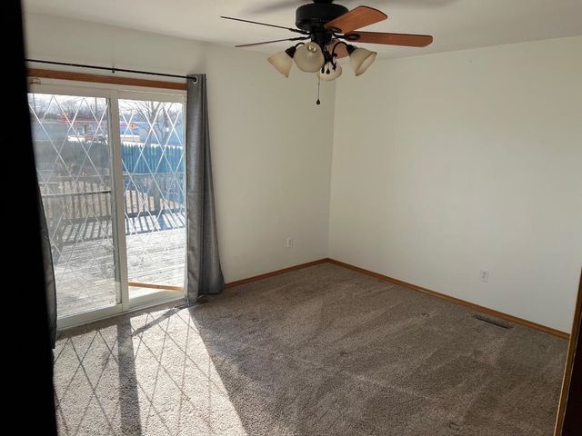 621 W 38th St N, Wichita, KS 67204