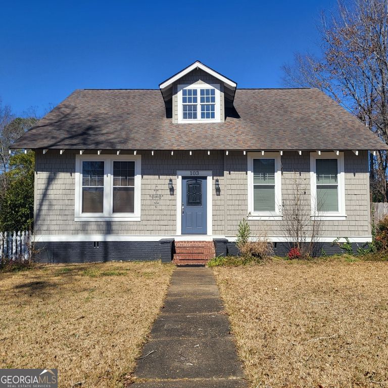 103 LaFayette Street, Valley, AL 36854