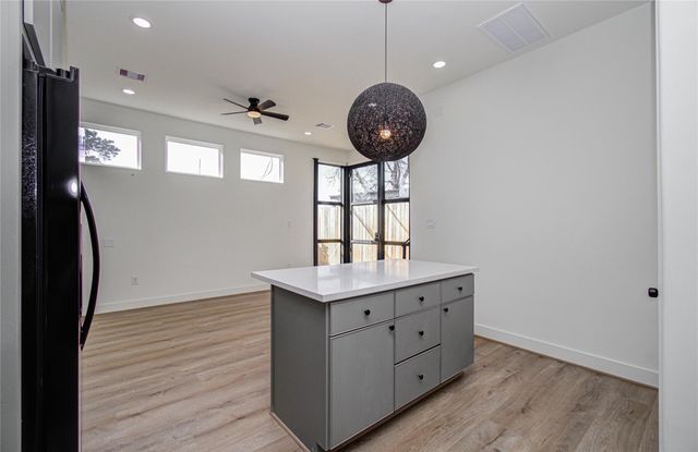 4605 Edison Street D, Houston, TX 77009