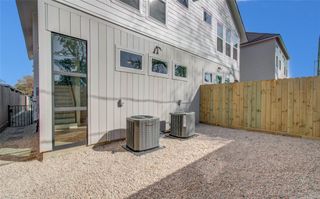 4605 Edison Street D, Houston, TX 77009