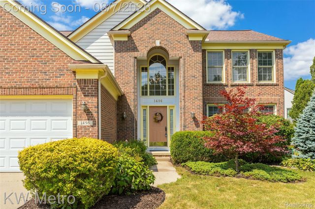 1496 Marina Pointe Boulevard, Orion Charter Township, MI 48362