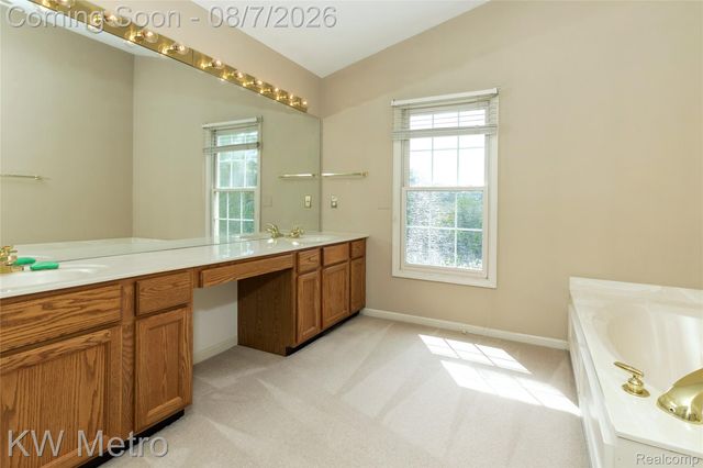 1496 Marina Pointe Boulevard, Orion Charter Township, MI 48362