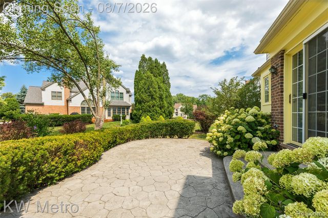 1496 Marina Pointe Boulevard, Orion Charter Township, MI 48362