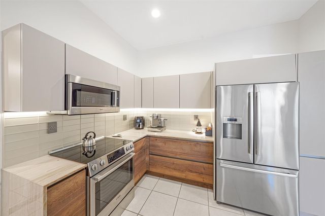 16778 NW 8th Street, Pembroke Pines, FL 33028