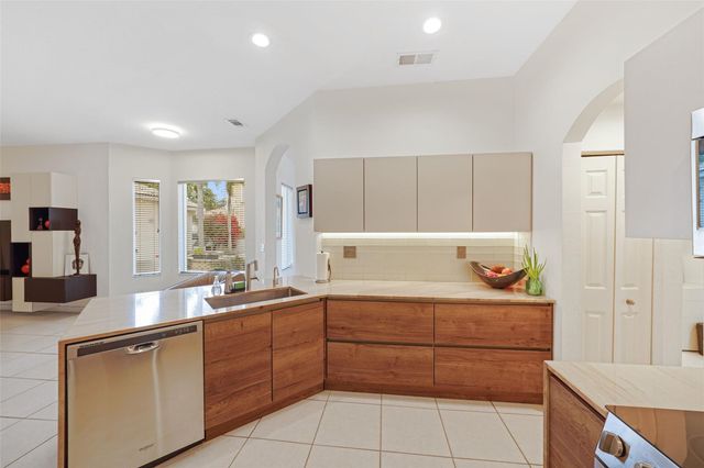 16778 NW 8th Street, Pembroke Pines, FL 33028