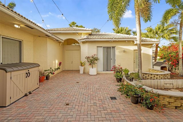 16778 NW 8th Street, Pembroke Pines, FL 33028