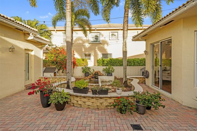 16778 NW 8th Street, Pembroke Pines, FL 33028