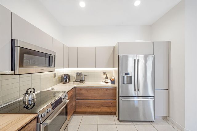 16778 NW 8th Street, Pembroke Pines, FL 33028