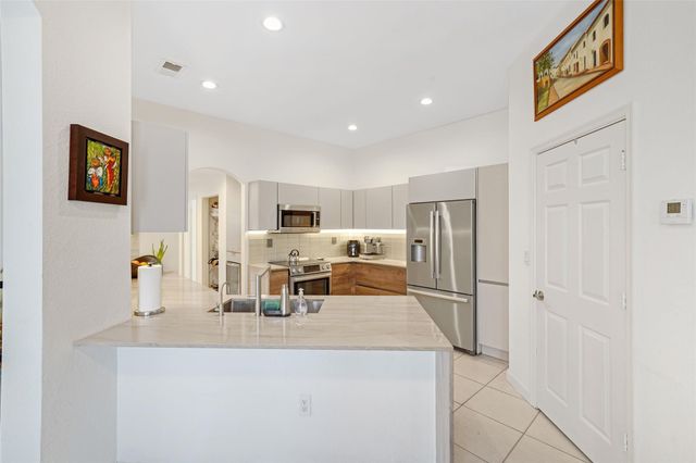 16778 NW 8th Street, Pembroke Pines, FL 33028