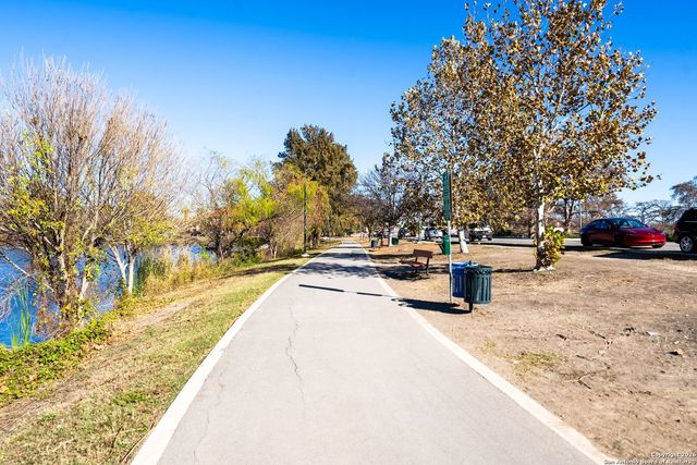 118 San Antonio Blvd, San Antonio, TX 78201