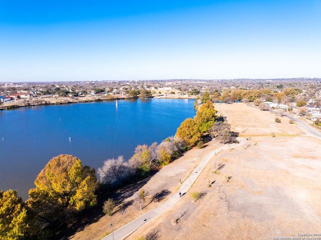 118 San Antonio Blvd, San Antonio, TX 78201