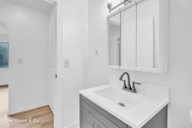 1737 Newberry Street, Saginaw, MI 48602