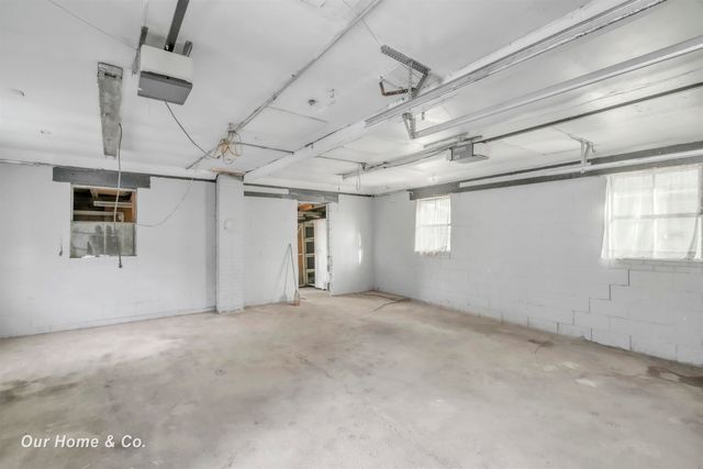 1737 Newberry Street, Saginaw, MI 48602