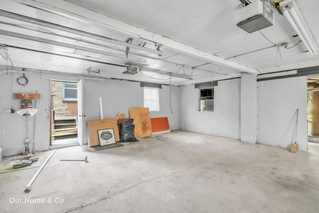 1737 Newberry Street, Saginaw, MI 48602